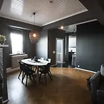G-Unit Apartment